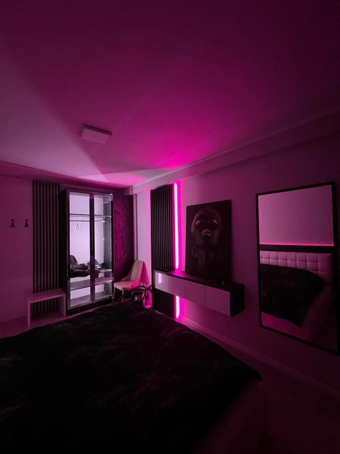 090 Area Apartment Tirana Exterior photo